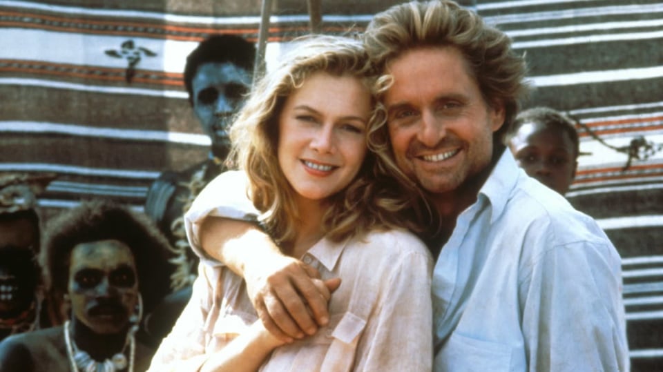 Kathleen Turner a Michael Douglas v Honbě za klenotem Nilu.